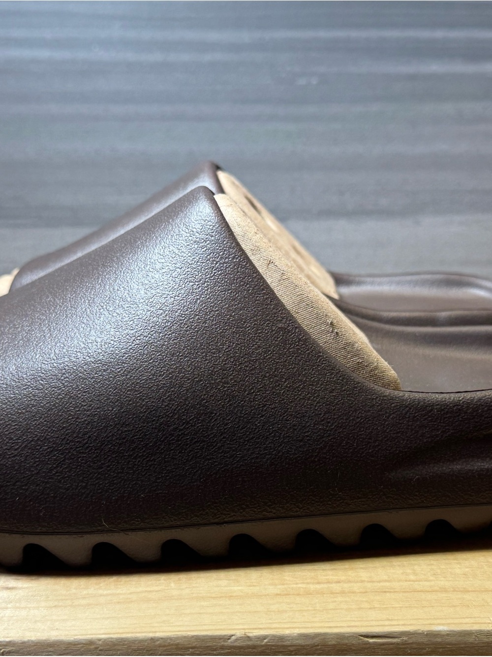Yeezy YZY YS-01 Chocolate Slide Brand New Sizes 9-10